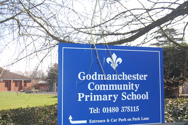 Sign for Godmanchester Community Primary School Tel: 01480 375115